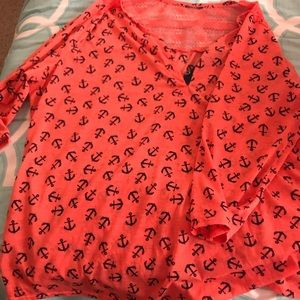 Quarter length anchor tee.